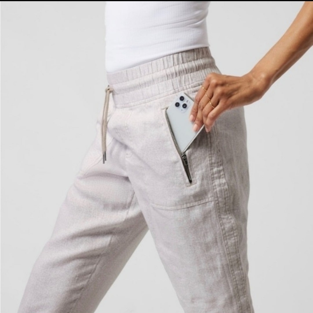 Athleta Cabo Linen Leopard print Joggers size 10